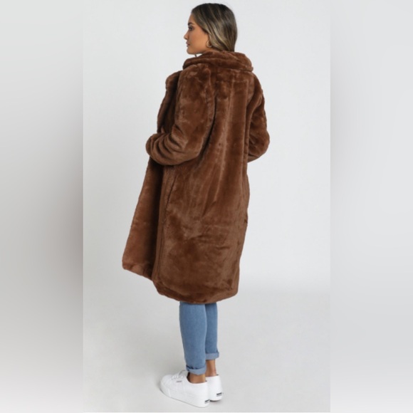 WARM AND COSY COAT IN CHOCOLATE - Picture 4 of 11